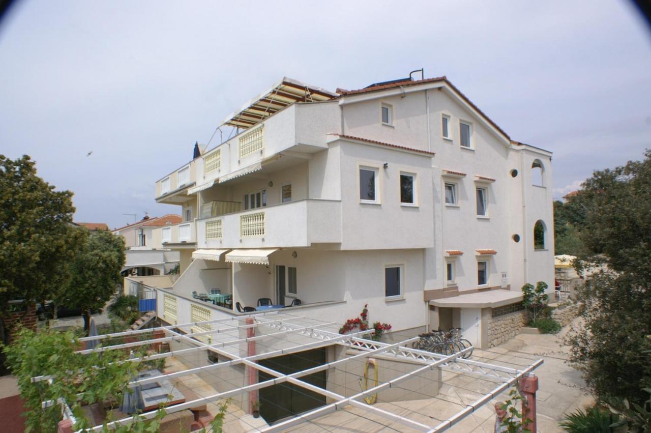 Apartments By The Sea Mandre, Pag - 4098 Exterior foto