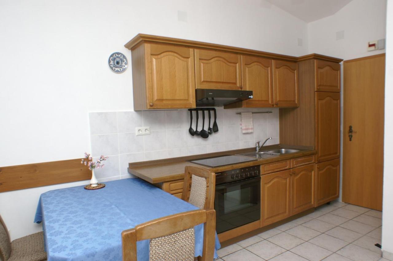 Apartments By The Sea Mandre, Pag - 4098 Exterior foto